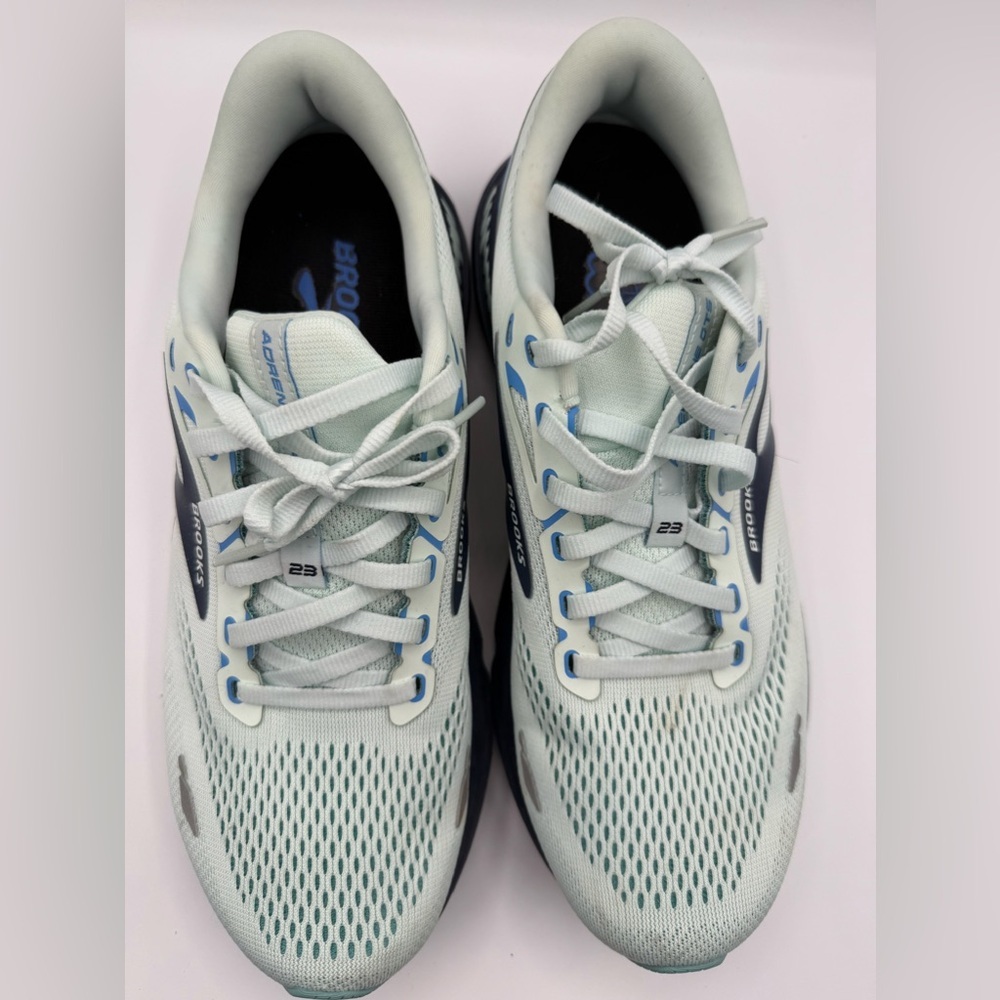 Women’s brooks adrenaline GTS size 11 excellent preowned condition - Picture 4 of 6
